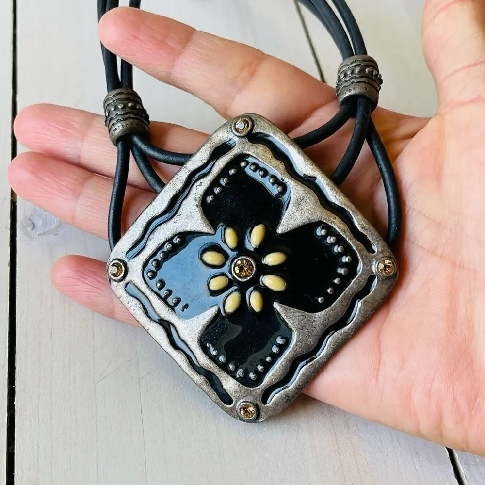 Necklace Bohemian chunky Black Vintage Style